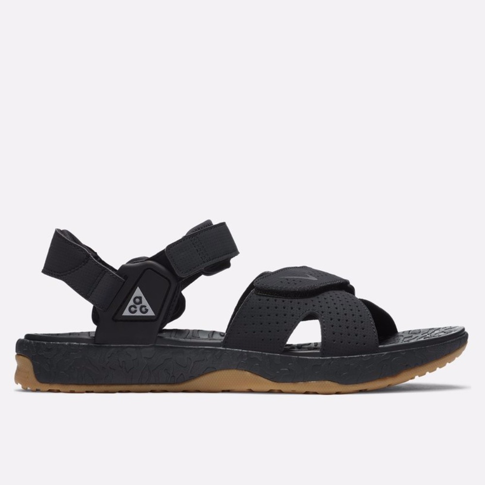 Nike ACG Air Deschutz sz 8/41